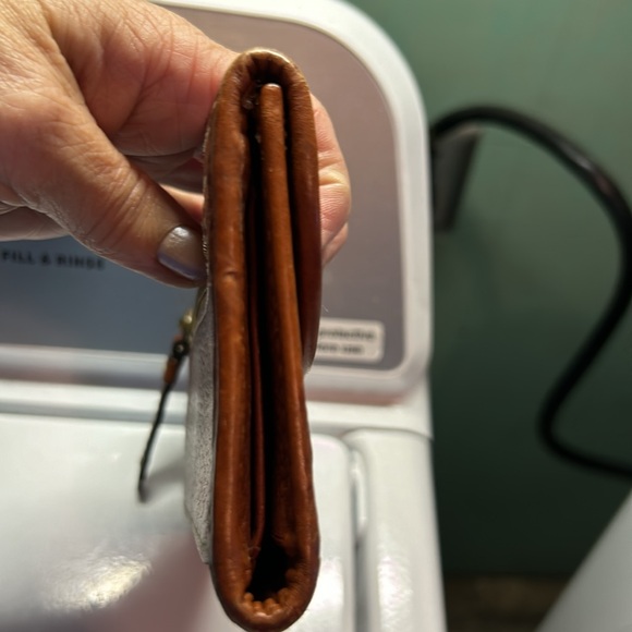 D&B wallet - Picture 4 of 11